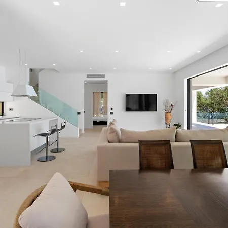 Isle Of Olive Katávolos