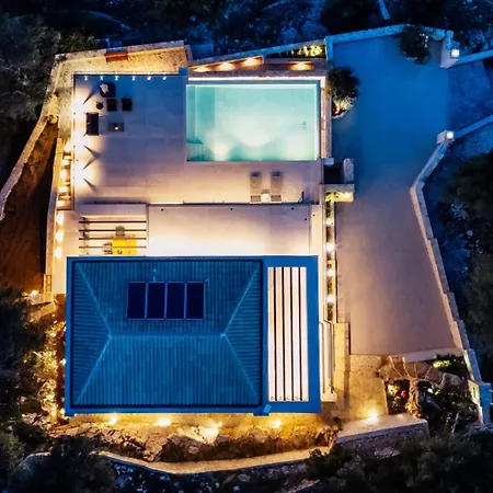 Isle Of Olive * Katávolos